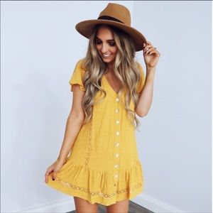 NWT yellow short sleeve dress